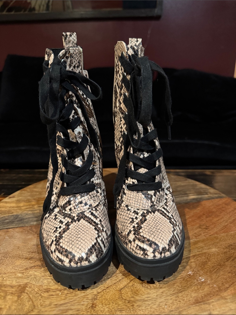 Guess  ankle snake skin boots